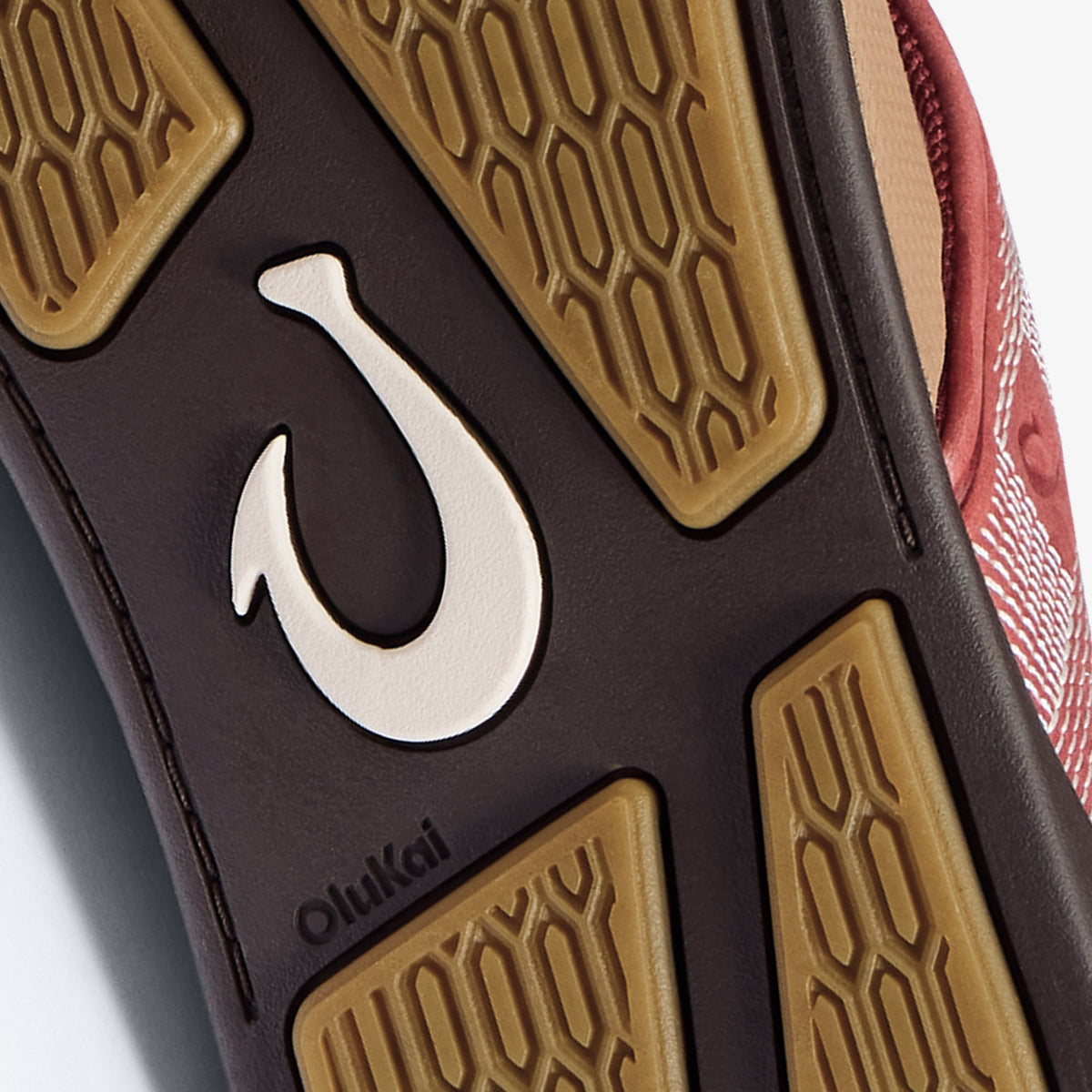 Tuahine  -  Red Ochre / Tan